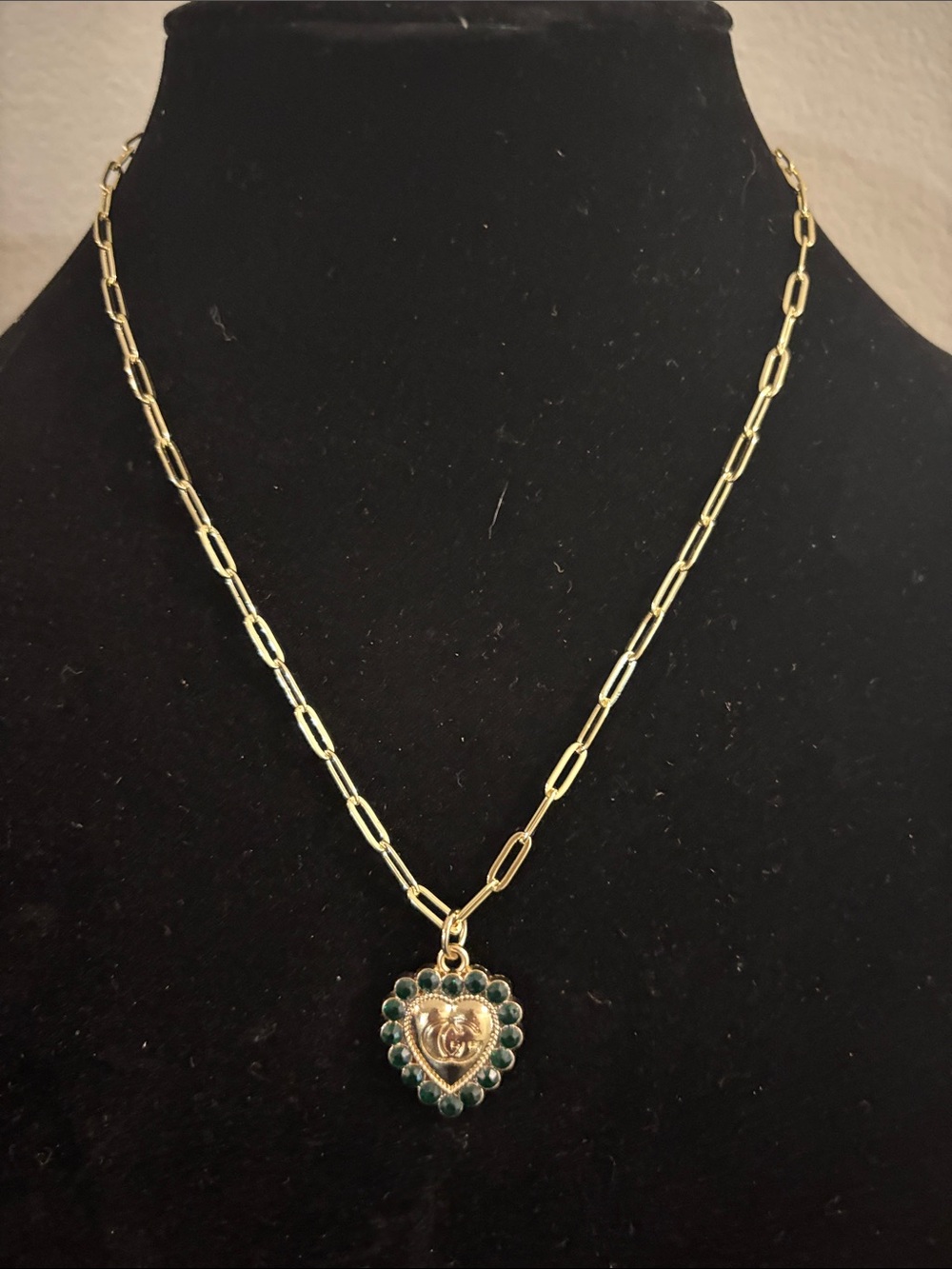 Gold Plated Chain Necklace with Green Gg Heart Pendant